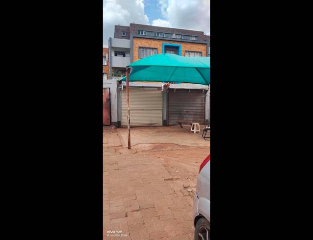 11 BEDROOM HOUSE FOR SALE IN YEOVILLE